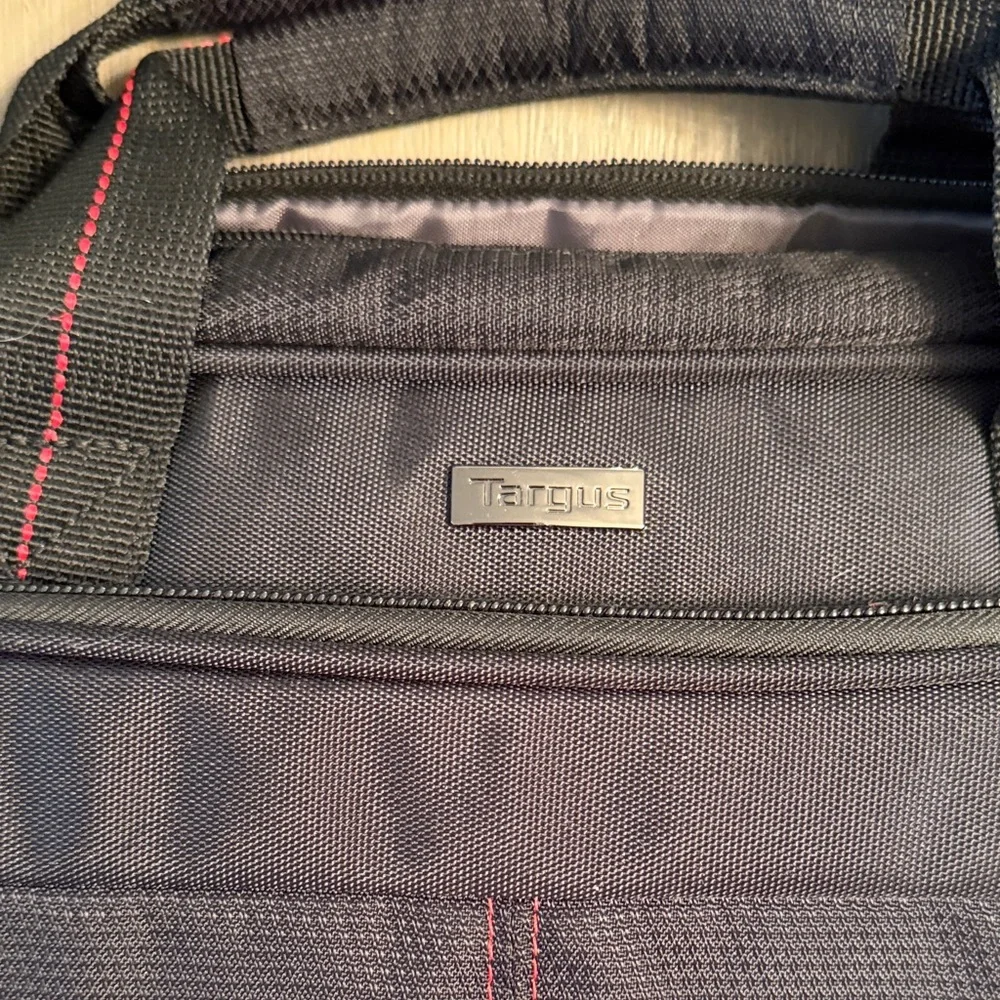 Targus Black Laptop Bag with Red Stitching